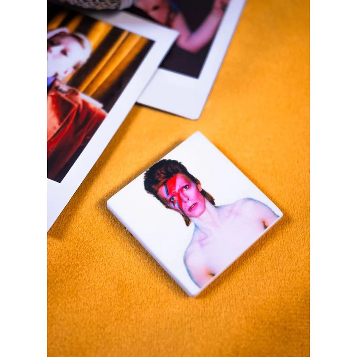 Aladdin Sane Portrait Brooch - Image 2